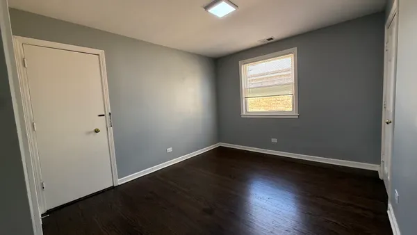 $2,550 | 5843 North Cicero Avenue, Unit 1, Chicago, IL 60646