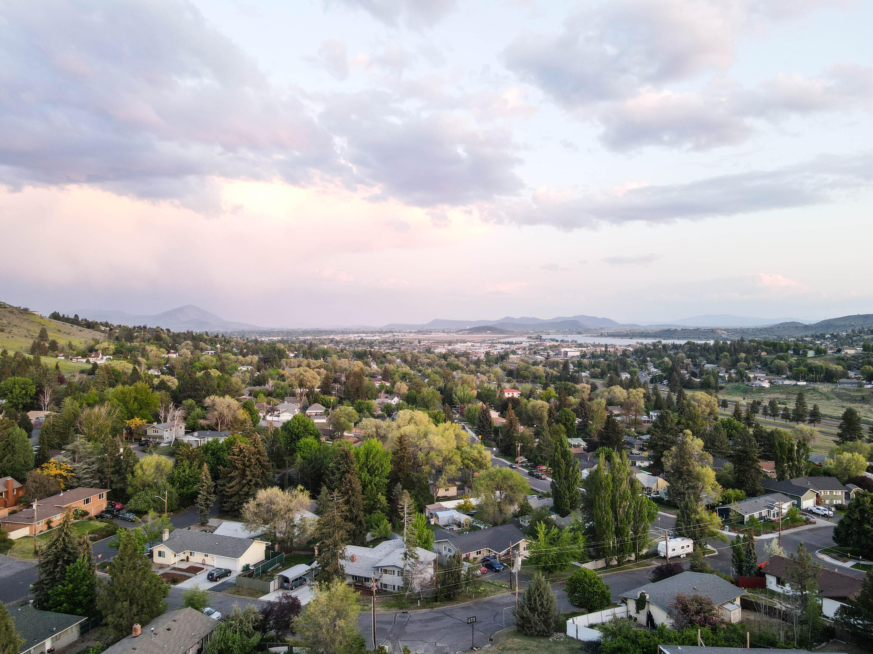 74 Ridgecrest Drive Klamath Falls, OR 97601 - Photo 6 of 109 Ridgecrest__0133