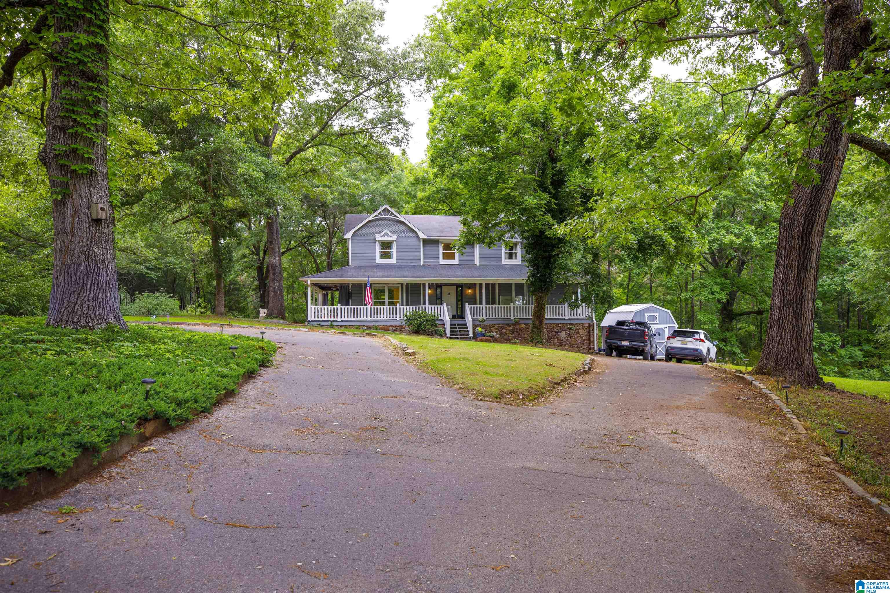 590 Myers Road Odenville, AL 35120 - Photo 2 of 29