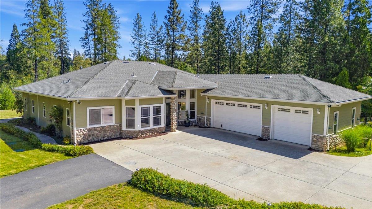 15890 Orchard Springs Road Grass Valley, CA 95945 - Photo 1 of 50