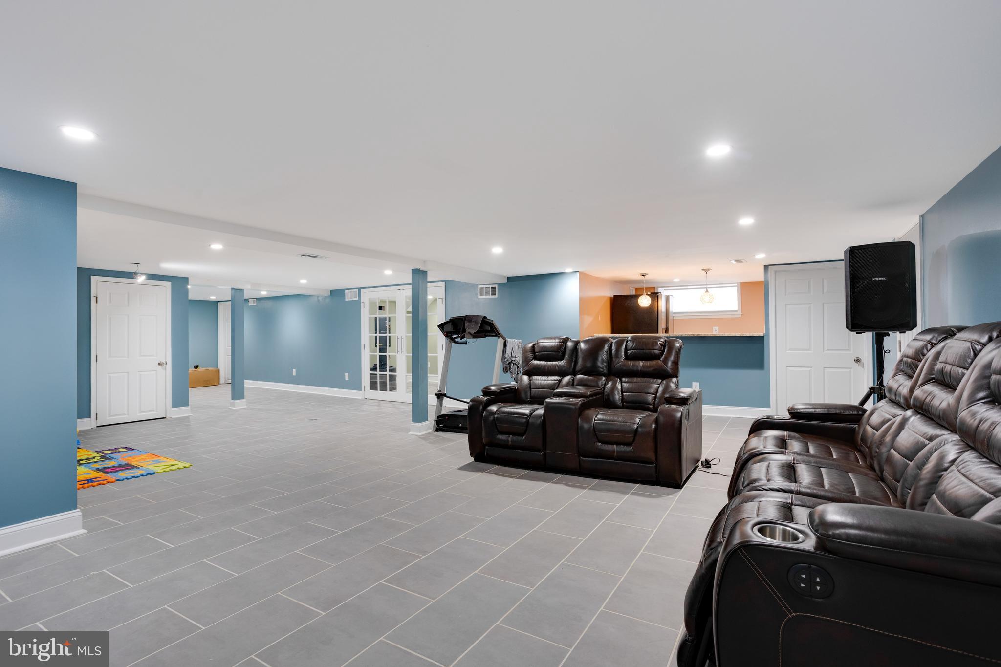 2016 Robbins Street Philadelphia, PA 19149 - Photo 32 of 60