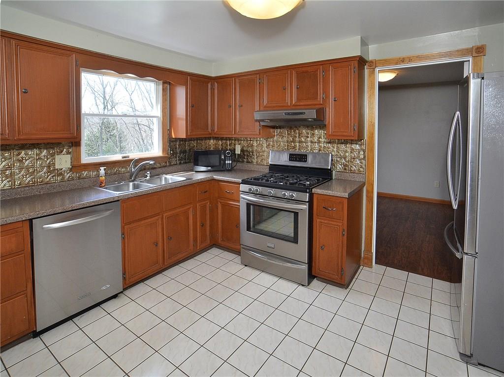 45 Hones Road Export, PA 15632 - Photo 3 of 25