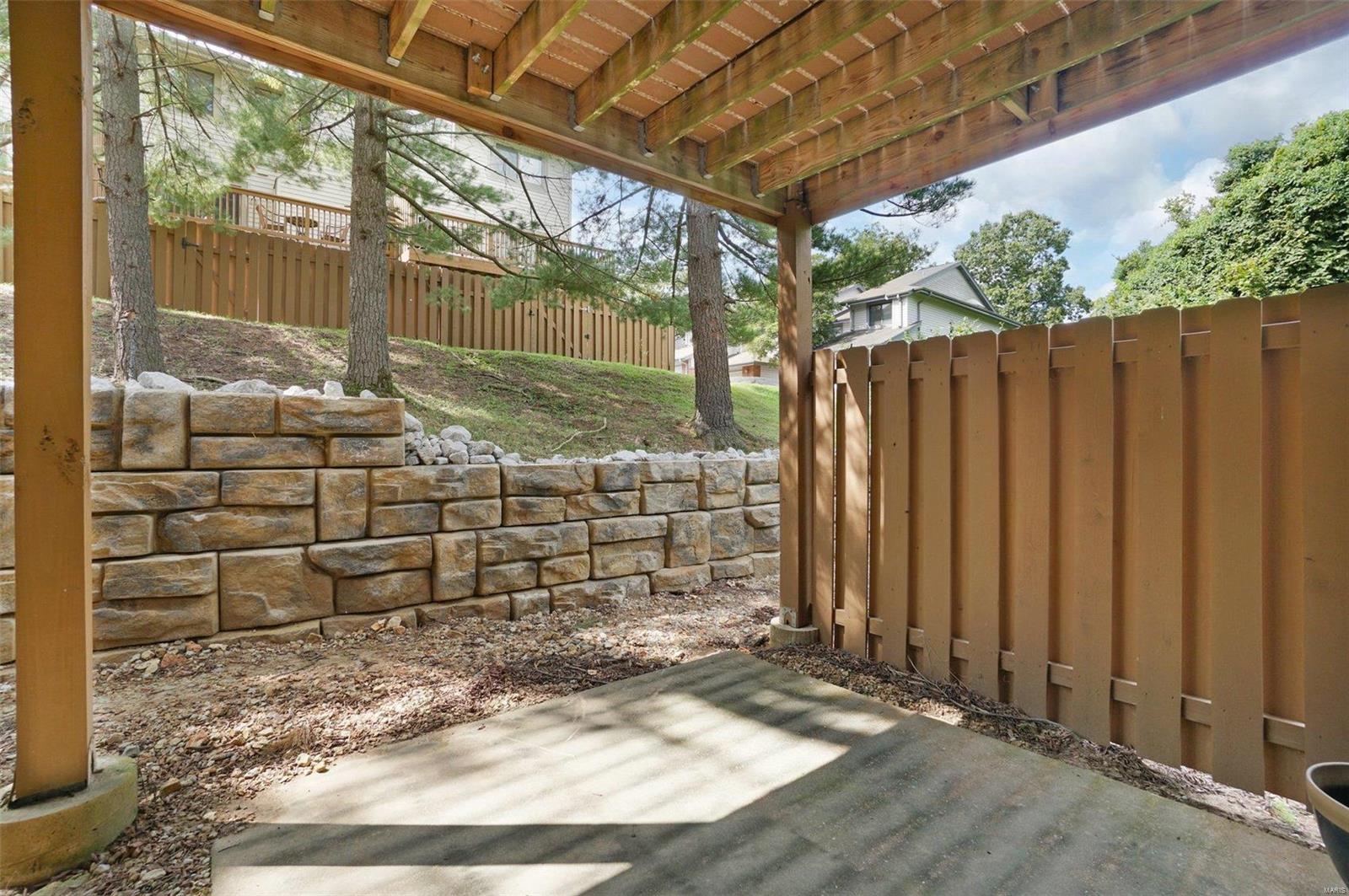 620 Walnut Ridge Drive Ballwin, MO 63021 - Photo 18 of 24