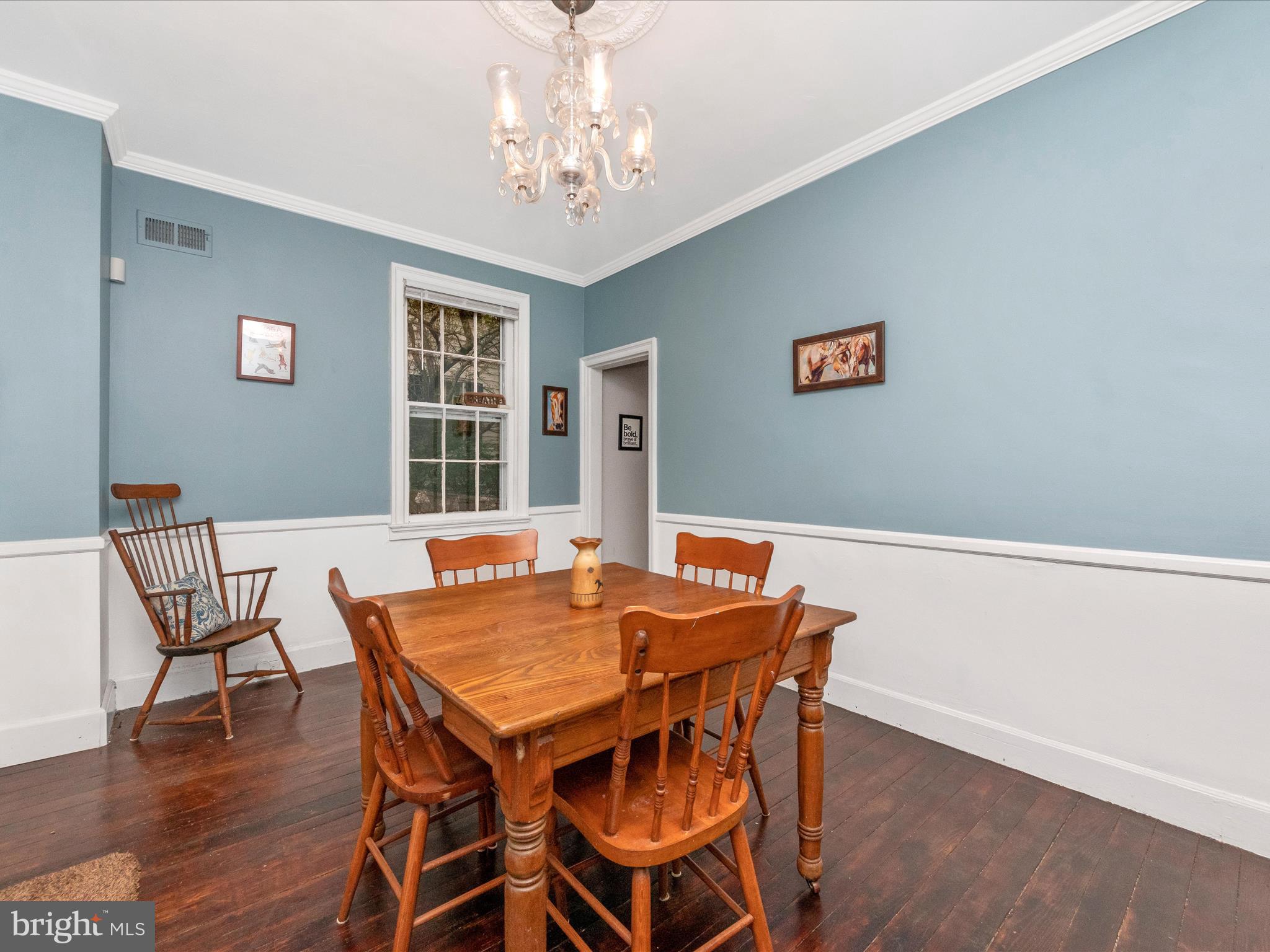 2328 Pickwick Road Baltimore, MD 21207 - Photo 25 of 55 Dining Room