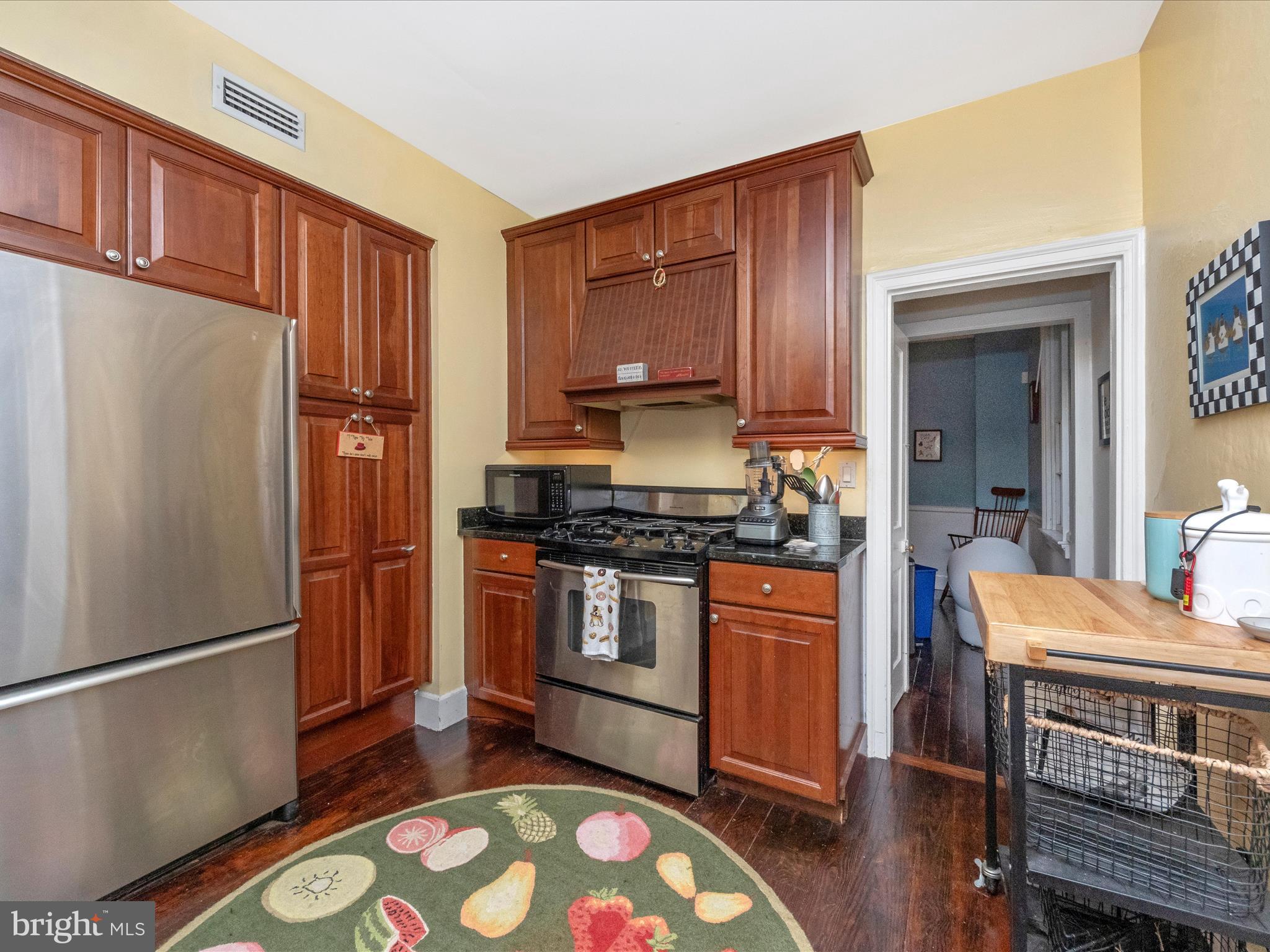 2328 Pickwick Road Baltimore, MD 21207 - Photo 26 of 55 Kitchen