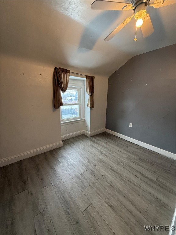 40 B Street Niagara Falls, NY 14303 - Photo 12 of 18