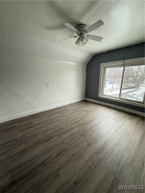 40 B Street Niagara Falls, NY 14303 - Photo 16 of 18