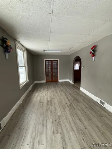 $1,250 | 40 B Street, Niagara Falls, NY 14303