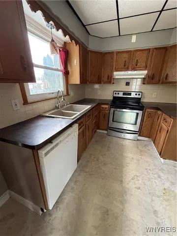 $1,250 | 40 B Street, Niagara Falls, NY 14303