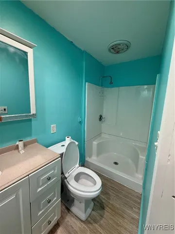 $1,250 | 40 B Street, Niagara Falls, NY 14303