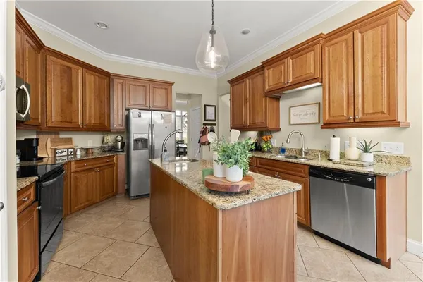 $542,500 | 244 Waterford Circle, Cornelia, GA 30531