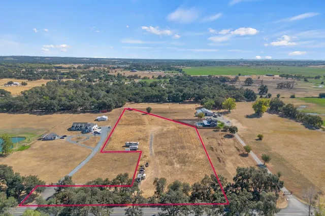 $575,000 | 125 West Wise Road, Lincoln, CA 95648