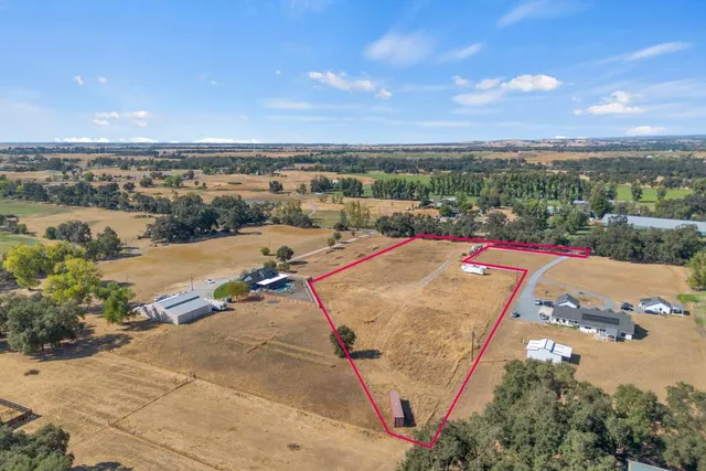 $575,000 | 125 West Wise Road, Lincoln, CA 95648