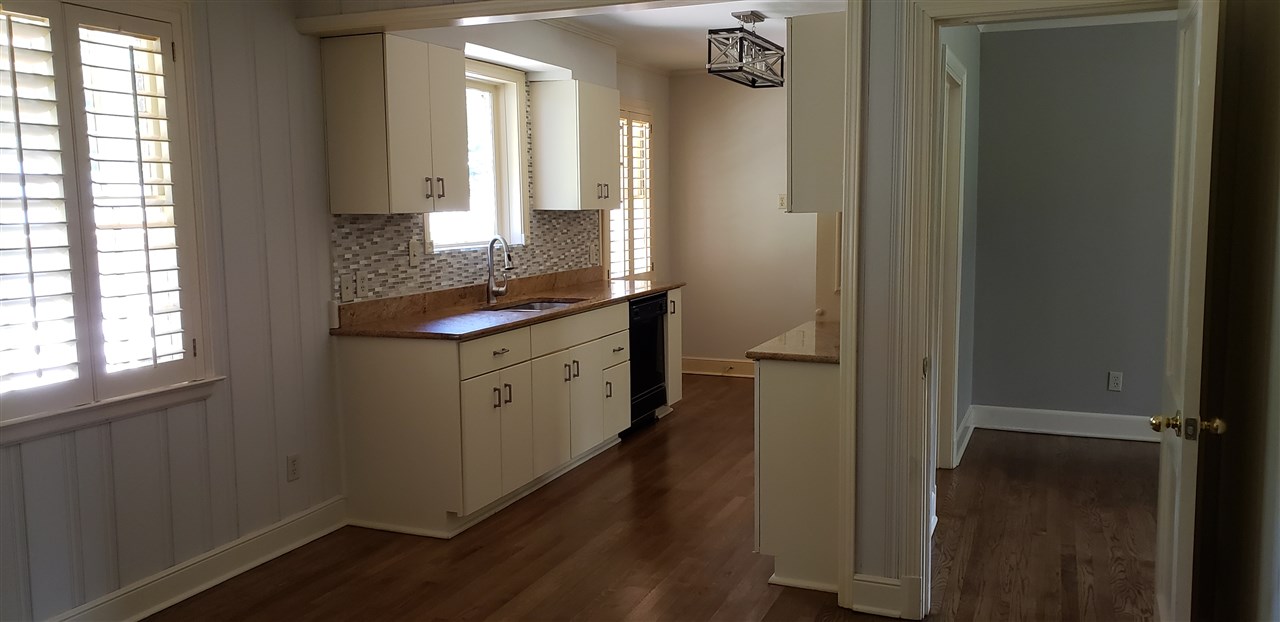 4884 Barfield Road Memphis, TN 38117 - Photo 22 of 25