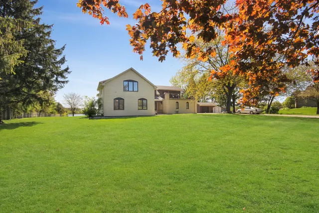 a house view with garden space