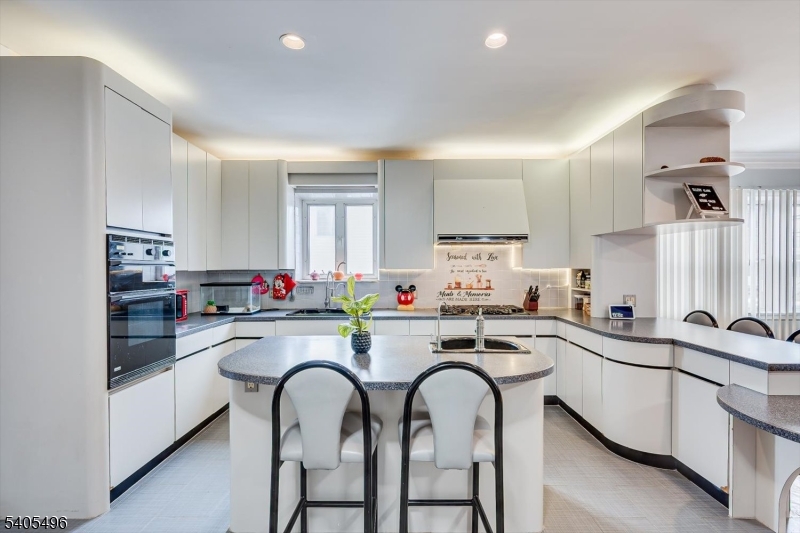 123 Harrison Street Bloomfield, NJ 07003 - Photo 12 of 48