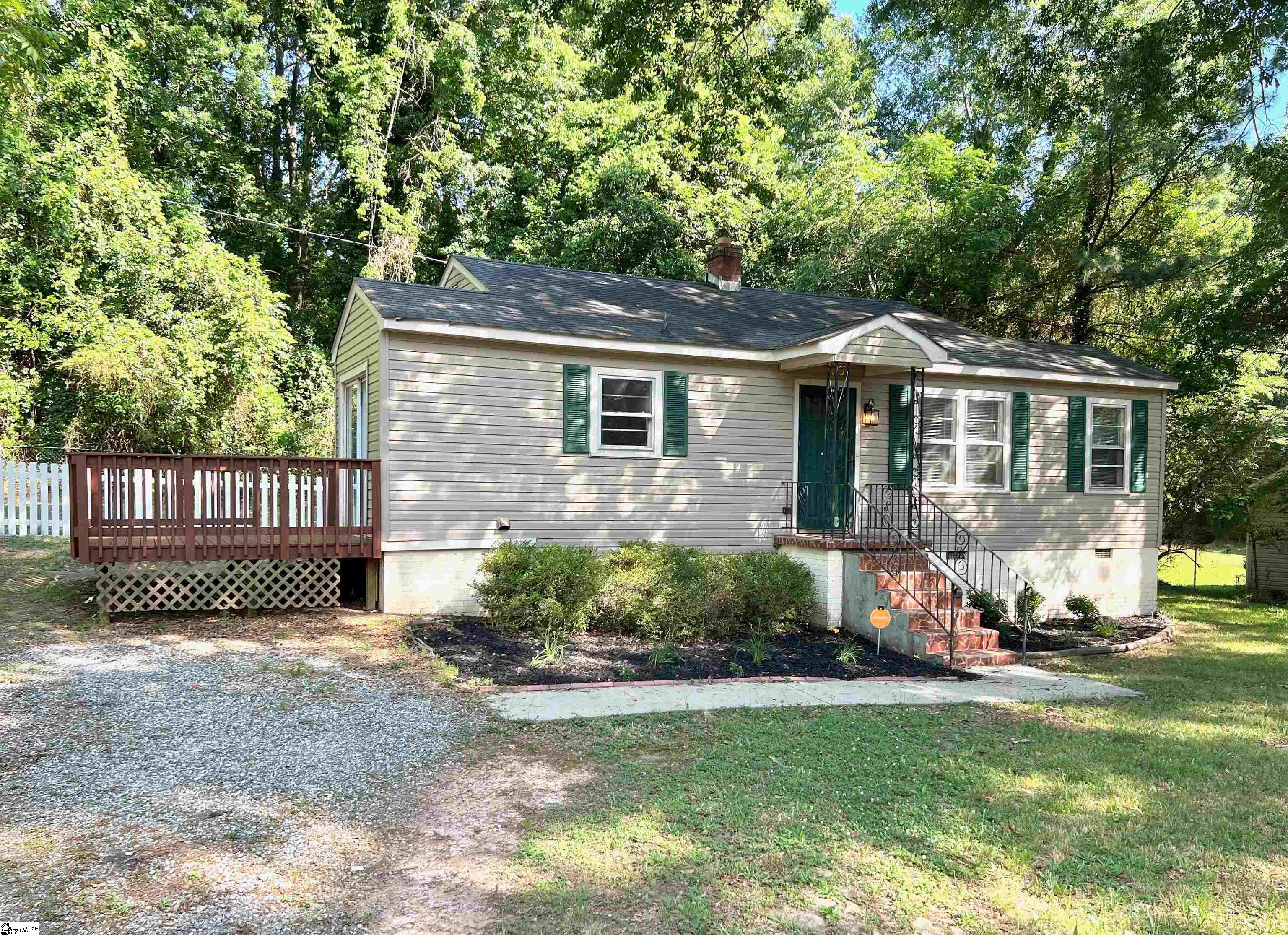 226 Pine Lane Anderson, SC 29621 - Photo 3 of 20