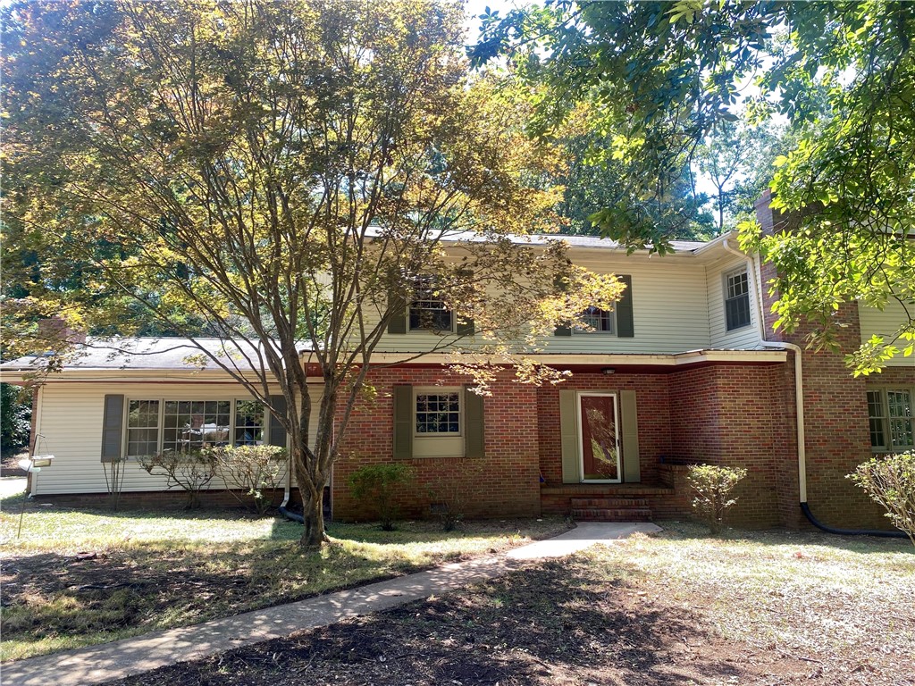 226 Riggs Drive Clemson, SC 29631 - Photo 1 of 37 Gallery Image 1