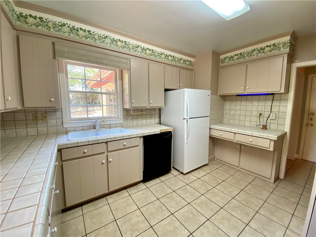 226 Riggs Drive Clemson, SC 29631 - Photo 7 of 37 Gallery Image 7