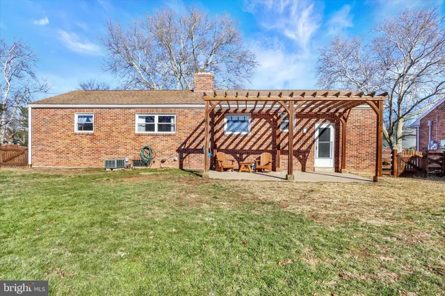 $255,000 | 2090 Sycamore Road, York, PA 17408