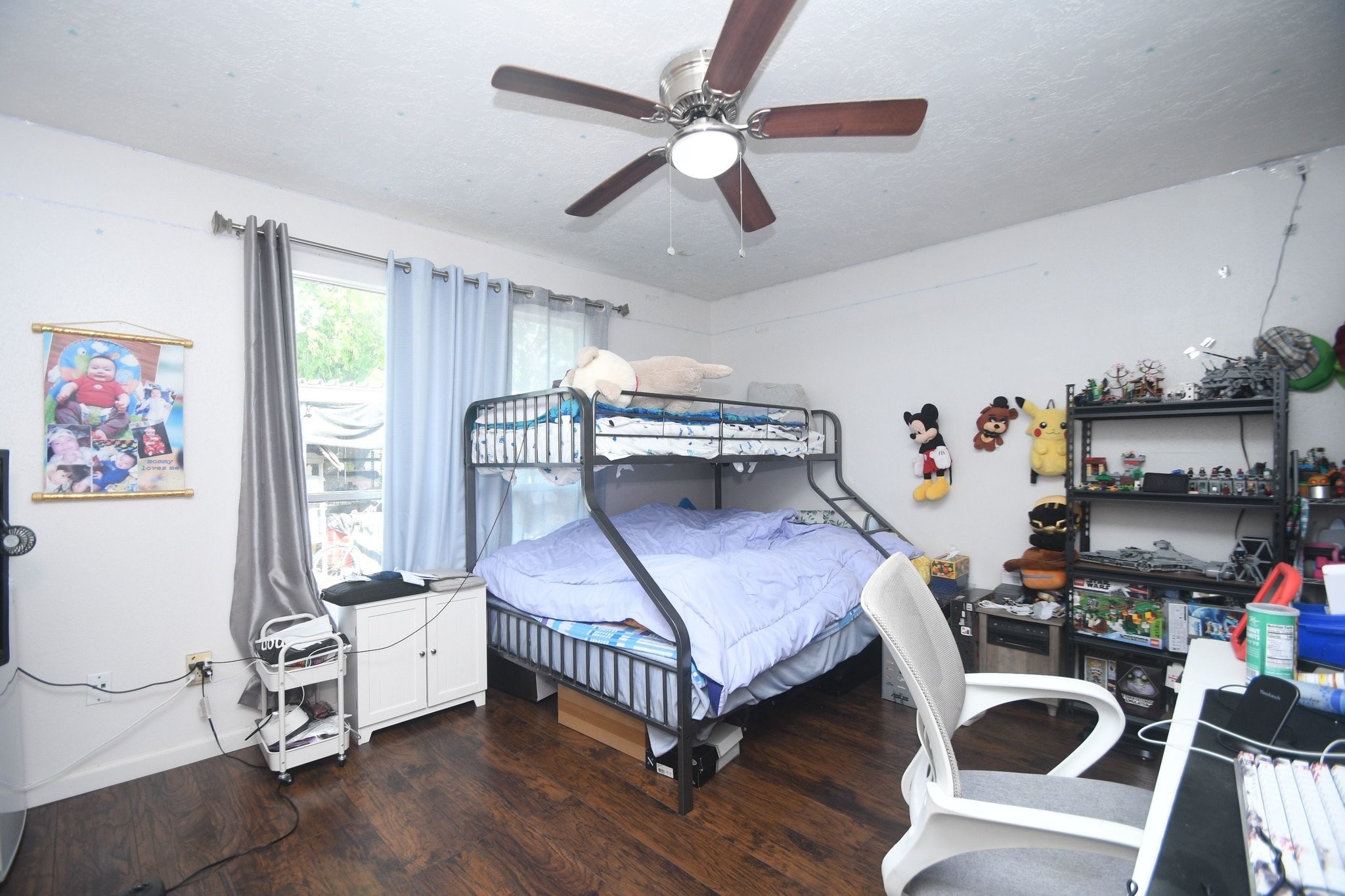 9518 Riverside Lodge Drive Houston, TX 77083 - Photo 8 of 16