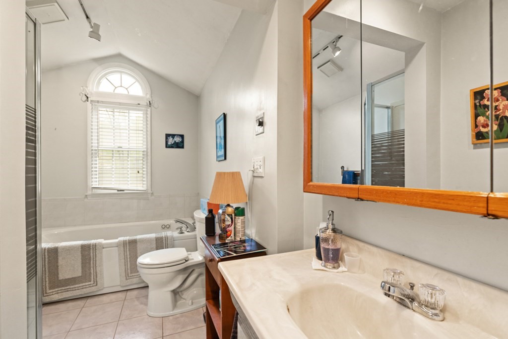 42 Parker Road Wakefield, MA 01880 - Photo 20 of 37 Gallery Image 20
