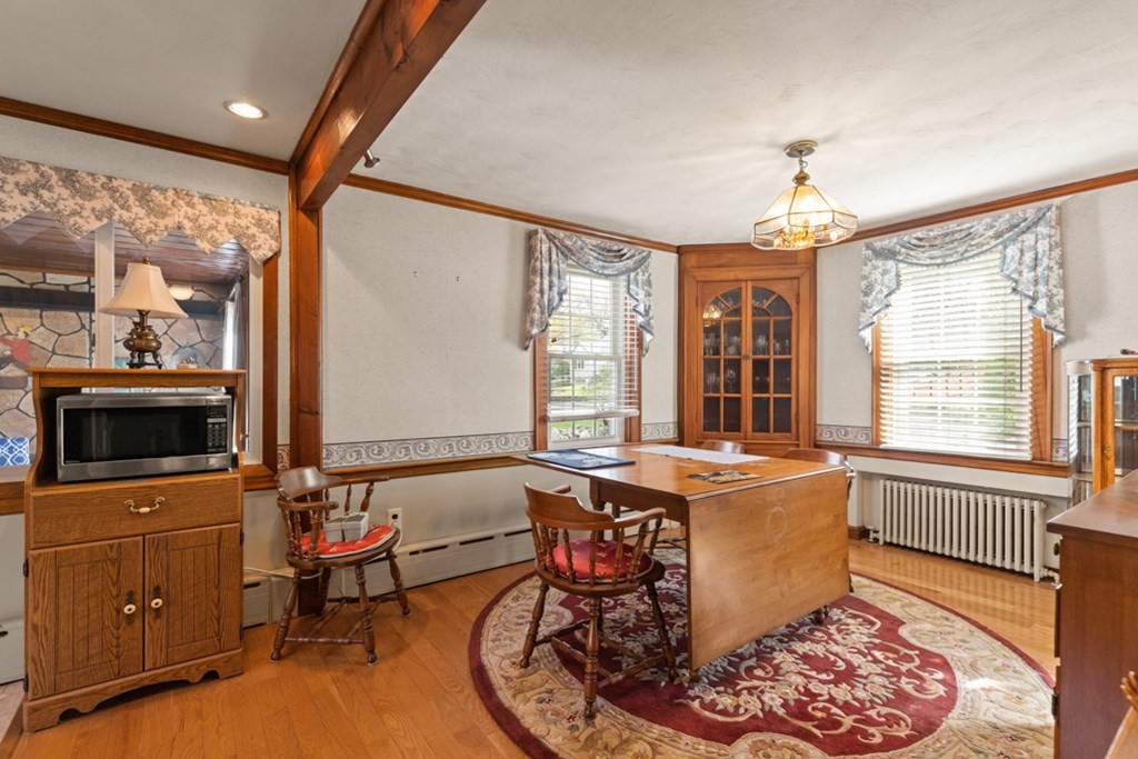 42 Parker Road Wakefield, MA 01880 - Photo 9 of 37 Gallery Image 9