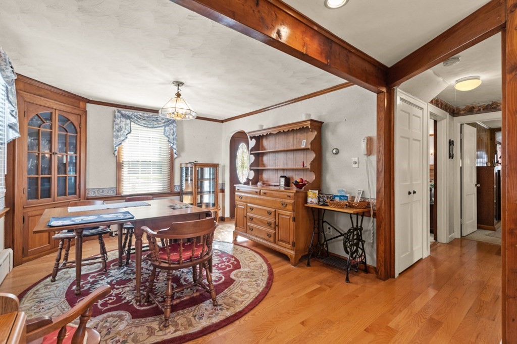 42 Parker Road Wakefield, MA 01880 - Photo 10 of 37 Gallery Image 10