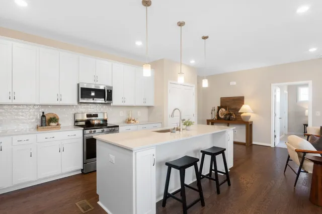 $594,900 | 8715 Overbrook Drive, Unit 110, McGaheysville, VA 22840