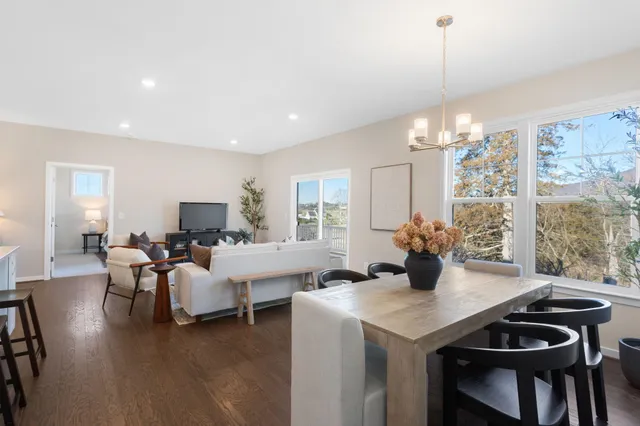 $594,900 | 8715 Overbrook Drive, Unit 110, McGaheysville, VA 22840