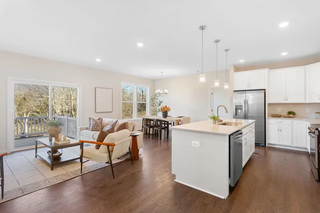 $594,900 | 8715 Overbrook Drive, Unit 110, McGaheysville, VA 22840