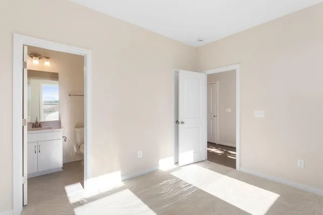 $594,900 | 8715 Overbrook Drive, Unit 110, McGaheysville, VA 22840