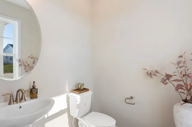 $594,900 | 8715 Overbrook Drive, Unit 110, McGaheysville, VA 22840