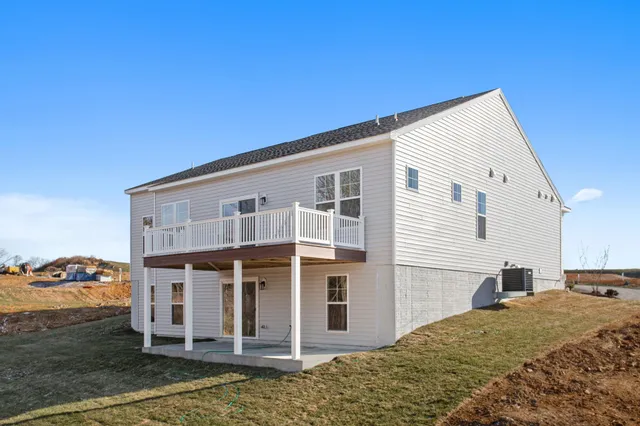 $594,900 | 8715 Overbrook Drive, Unit 110, McGaheysville, VA 22840