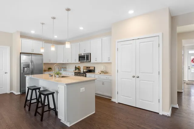 $594,900 | 8715 Overbrook Drive, Unit 110, McGaheysville, VA 22840