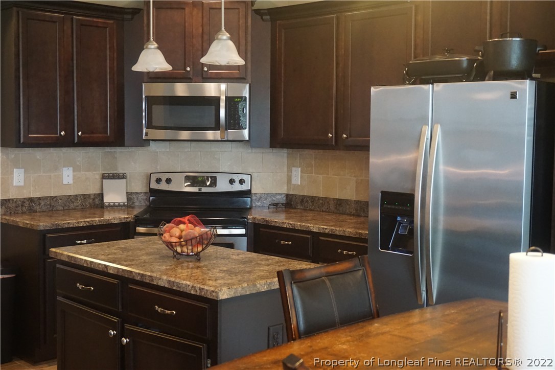 2127 Yates Ranch Road Hope Mills, NC 28348 - Photo 9 of 29 Gallery Image 9