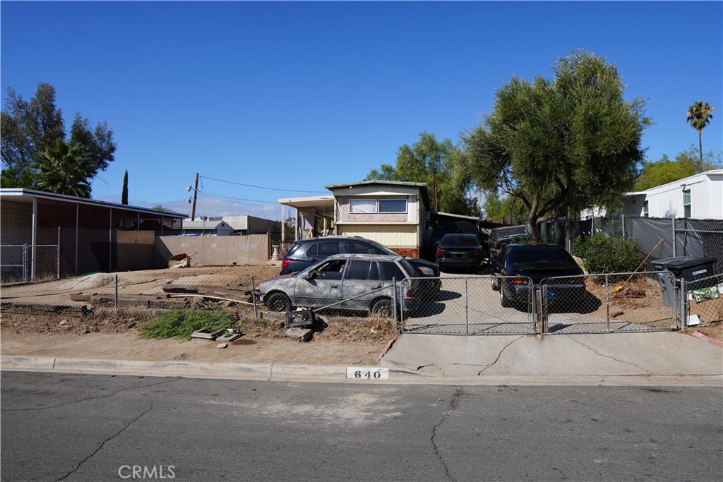 640 Apache Road Perris, CA 92570 - Photo 10 of 10