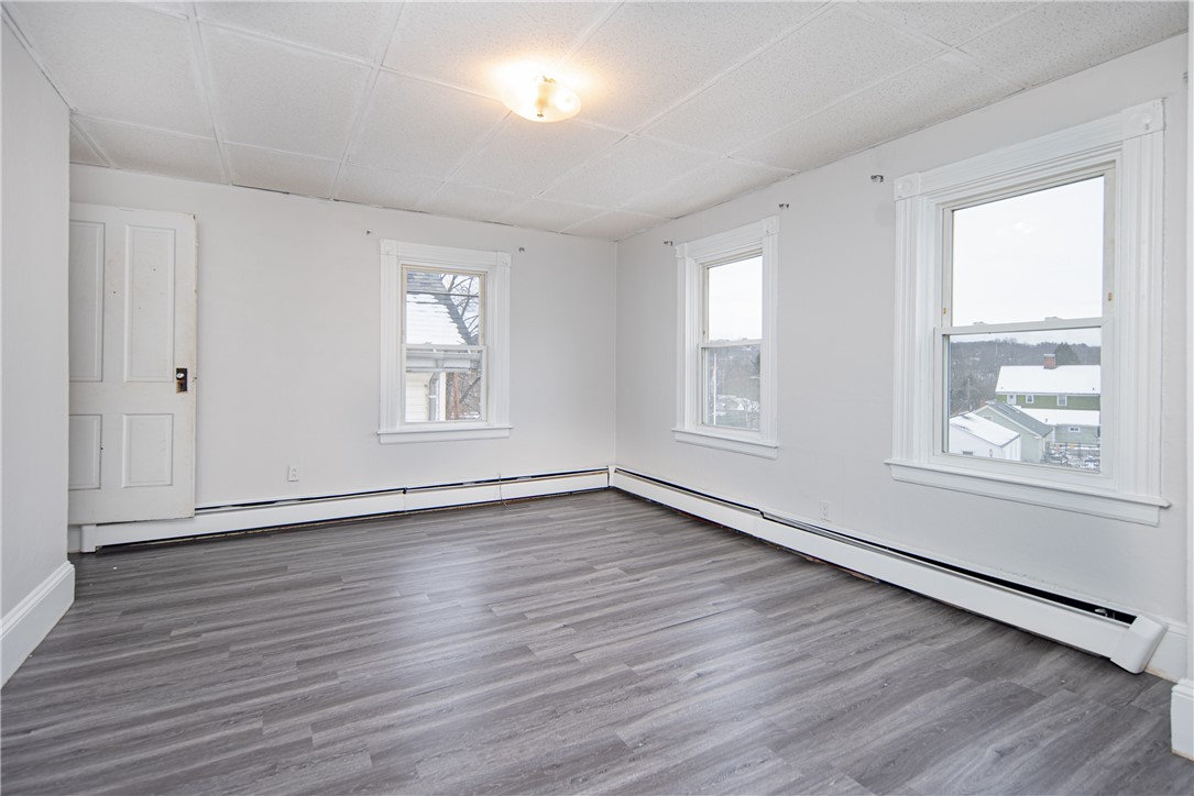 52 Spring Street Lincoln, RI 02838 - Photo 15 of 37 Gallery Image 15