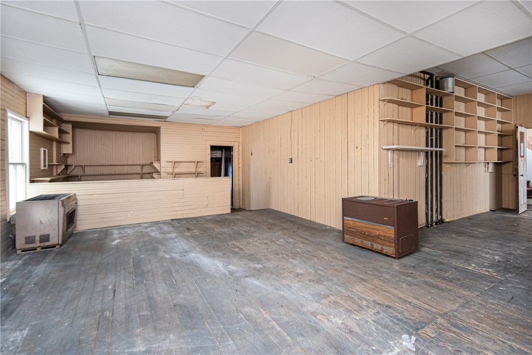 52 Spring Street Lincoln, RI 02838 - Photo 32 of 37 Gallery Image 32