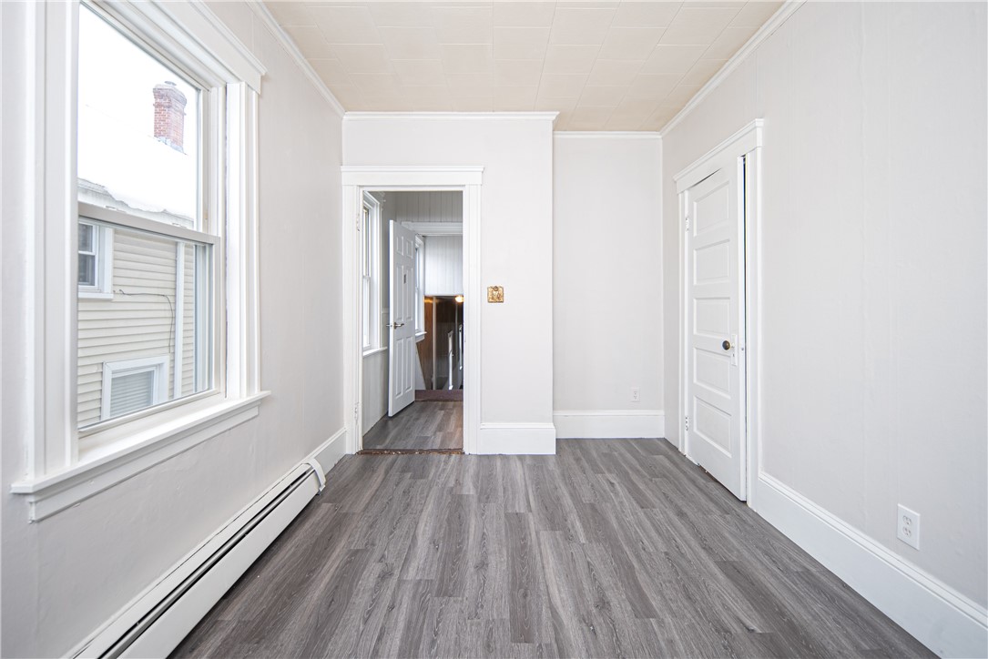 52 Spring Street Lincoln, RI 02838 - Photo 6 of 37 Gallery Image 6