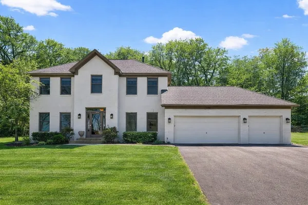 $719,000 | 2536 Bridle Creek Trail, Chanhassen, MN 55317