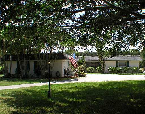 5141 2nd Road Lake Worth, FL 33467 - Photo 1 of 5 Primary Photo