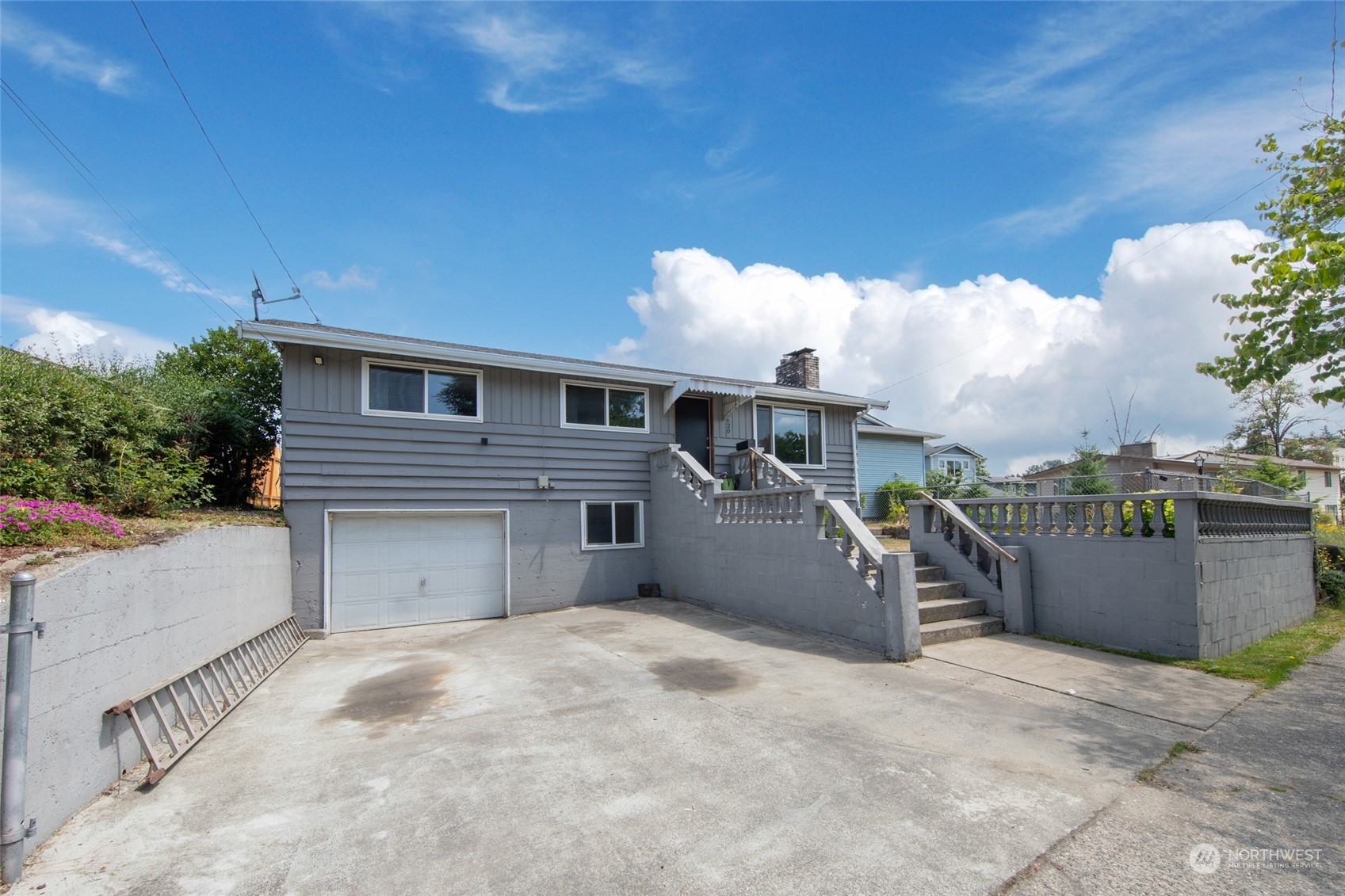 8620 Renton Avenue South Seattle, WA 98118 - Photo 32 of 33 Gallery Image 32