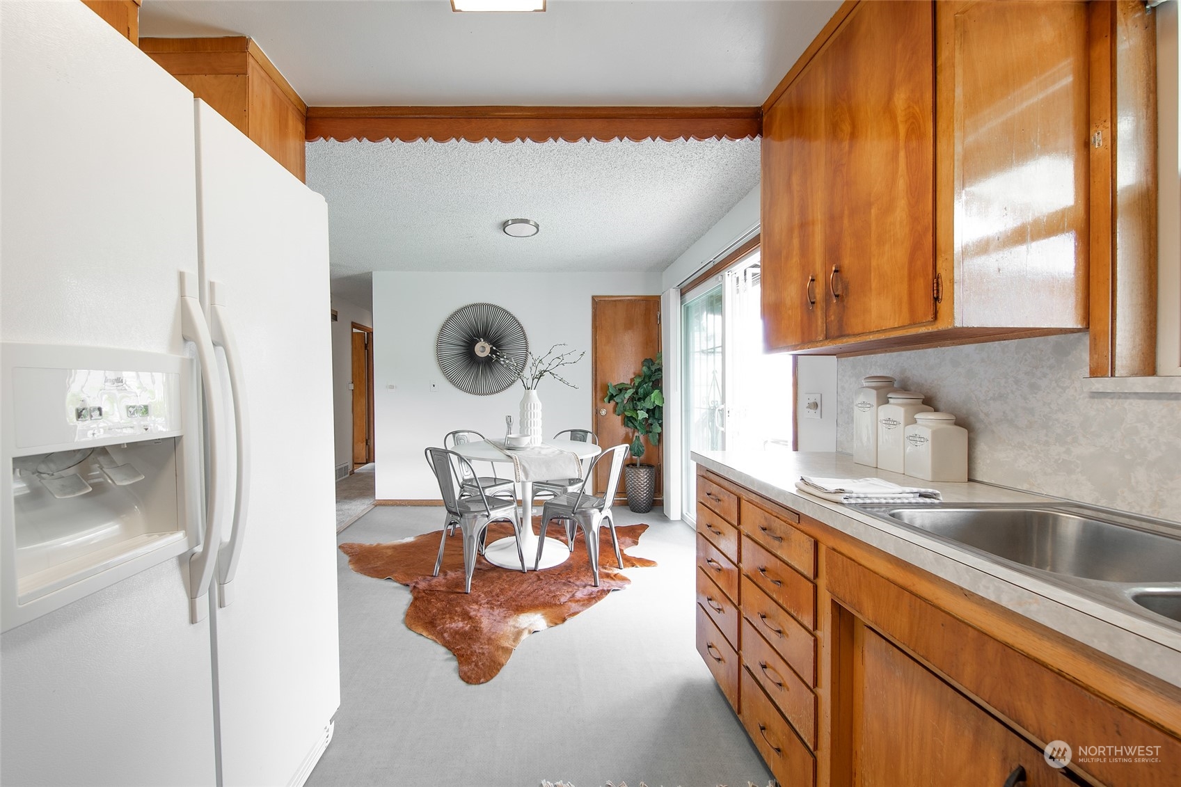 8620 Renton Avenue South Seattle, WA 98118 - Photo 10 of 33 Gallery Image 10