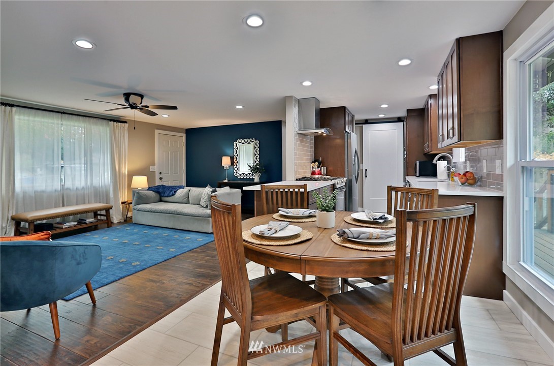 15914 Southeast 144th Street Renton, WA 98059 - Photo 4 of 17
