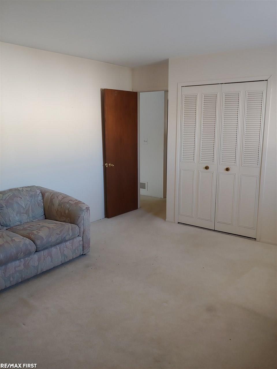 31874 Hoover Road Warren, MI 48093 - Photo 25 of 36