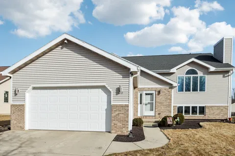 $539,900 | 810 North Parkview Street, Cottage Grove, WI 53527