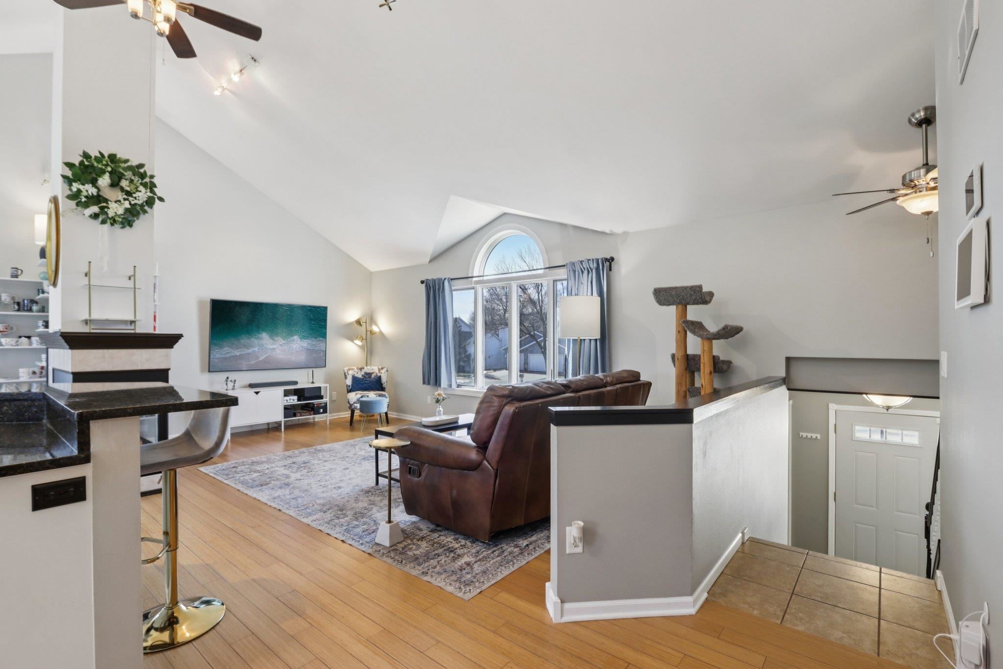 810 North Parkview Street Cottage Grove, WI 53527 - Photo 6 of 54