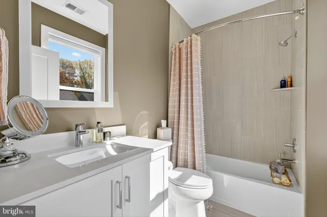 $1,395,000 | 3262 Royal Fern Place, Rockville, MD 20852