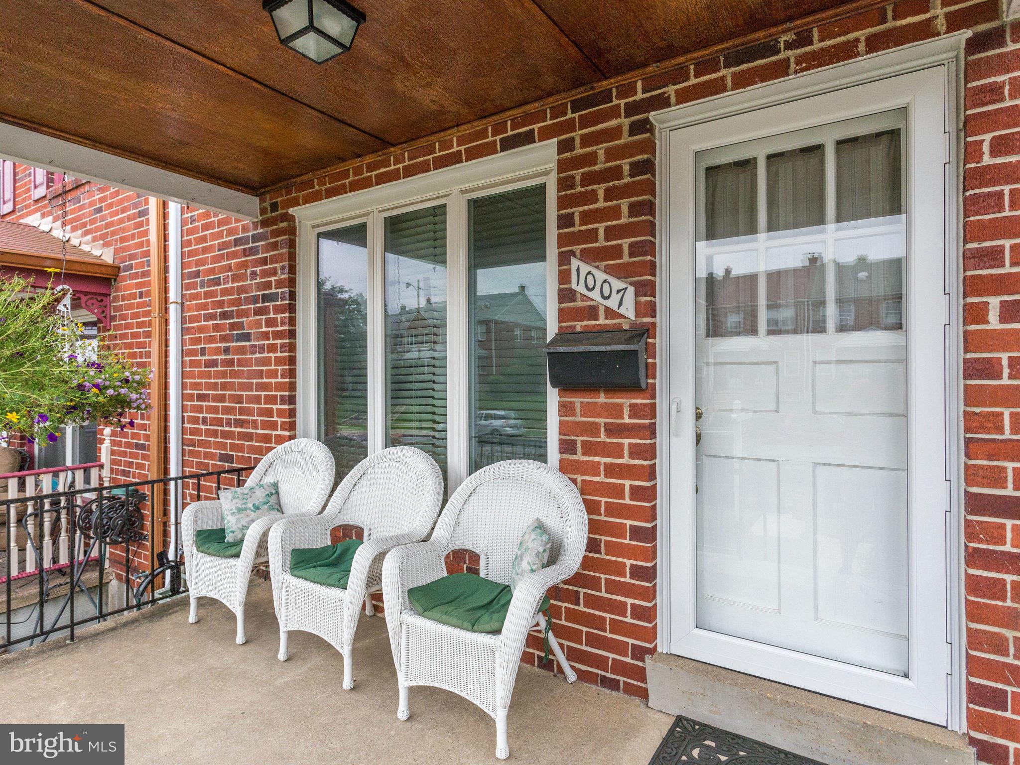 1007 Downton Road Baltimore, MD 21227 - Photo 2 of 30 Exterior (Front)